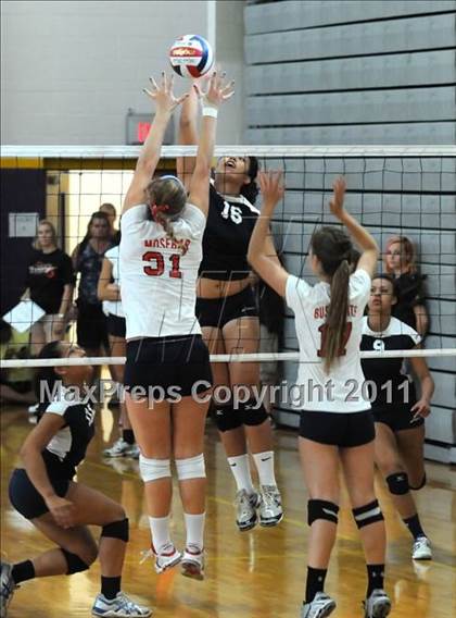 Thumbnail 3 in Redondo vs. Kamehameha (Durango Fall Classic) photogallery.