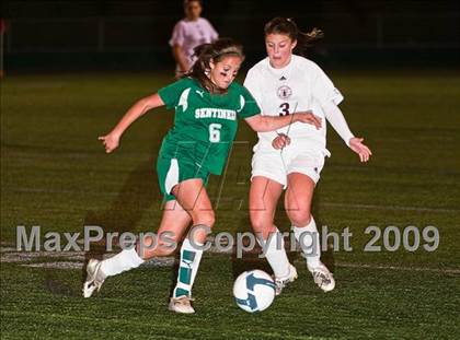 Thumbnail 3 in Smithfield vs Prout (RIIL D2 Semifinal) photogallery.