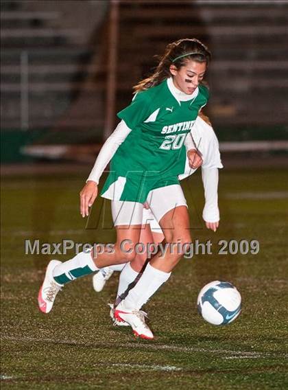 Thumbnail 2 in Smithfield vs Prout (RIIL D2 Semifinal) photogallery.