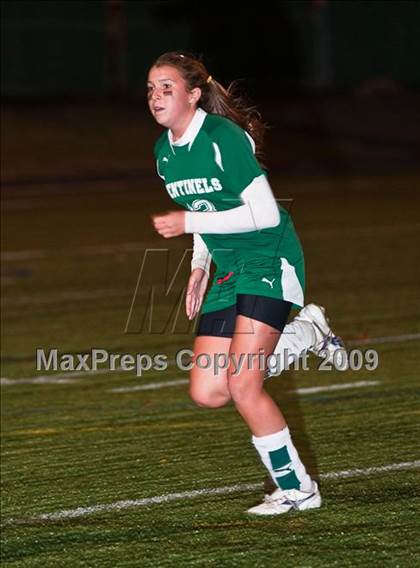 Thumbnail 3 in Smithfield vs Prout (RIIL D2 Semifinal) photogallery.