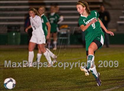 Thumbnail 2 in Smithfield vs Prout (RIIL D2 Semifinal) photogallery.