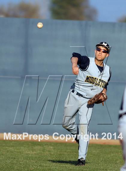 Thumbnail 2 in Mountain Home vs. Middleton photogallery.