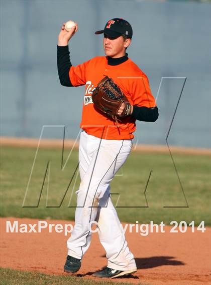 Thumbnail 3 in Mountain Home vs. Middleton photogallery.