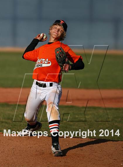 Thumbnail 3 in Mountain Home vs. Middleton photogallery.