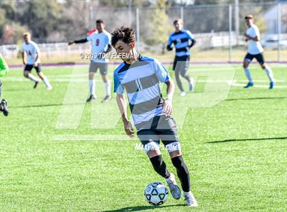 Thumbnail 3 in Eisenhower vs Shawnee Heights (KSHSAA 5A Third Place Game) photogallery.