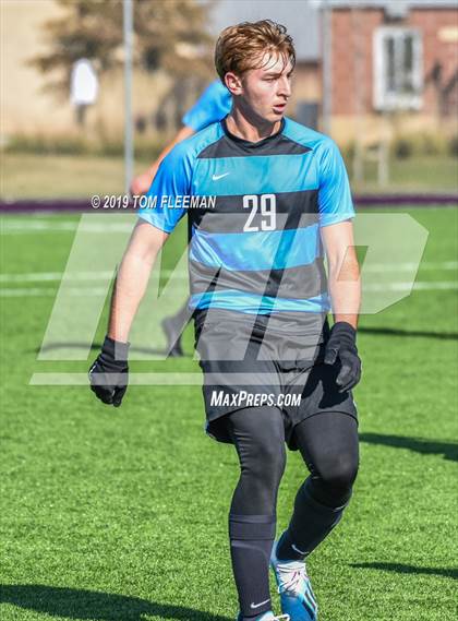 Thumbnail 2 in Eisenhower vs Shawnee Heights (KSHSAA 5A Third Place Game) photogallery.