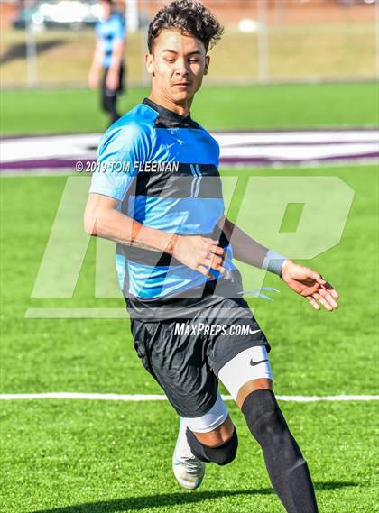 Thumbnail 3 in Eisenhower vs Shawnee Heights (KSHSAA 5A Third Place Game) photogallery.
