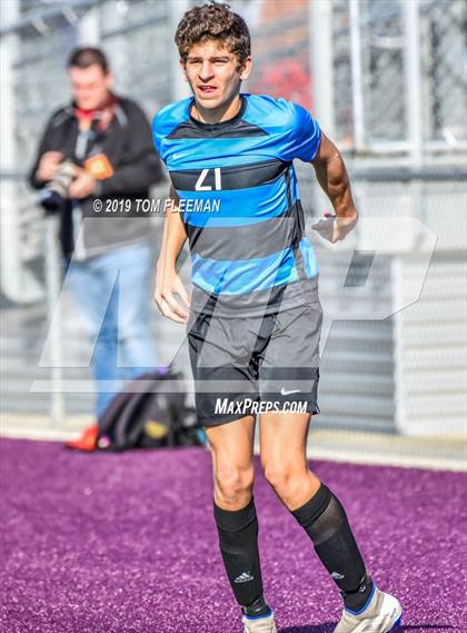 Thumbnail 2 in Eisenhower vs Shawnee Heights (KSHSAA 5A Third Place Game) photogallery.
