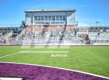 Thumbnail 2 in Eisenhower vs Shawnee Heights (KSHSAA 5A Third Place Game) photogallery.