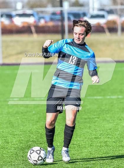 Thumbnail 3 in Eisenhower vs Shawnee Heights (KSHSAA 5A Third Place Game) photogallery.