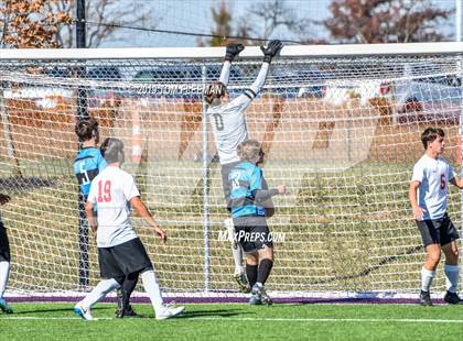 Thumbnail 2 in Eisenhower vs Shawnee Heights (KSHSAA 5A Third Place Game) photogallery.