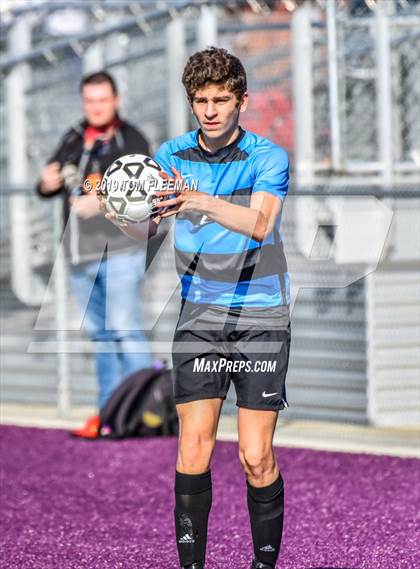 Thumbnail 1 in Eisenhower vs Shawnee Heights (KSHSAA 5A Third Place Game) photogallery.
