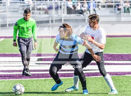 Thumbnail 3 in Eisenhower vs Shawnee Heights (KSHSAA 5A Third Place Game) photogallery.