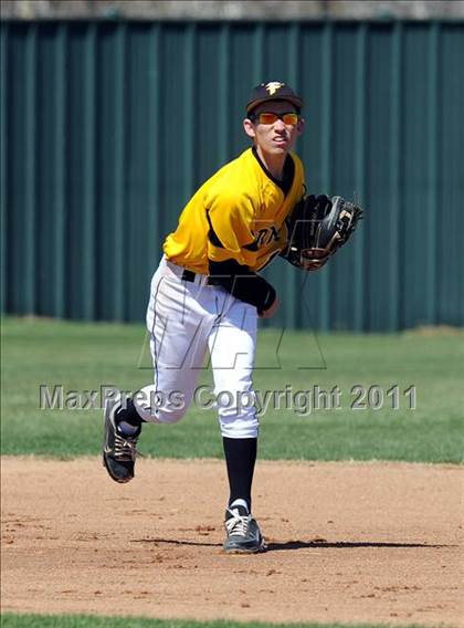 Thumbnail 1 in Burleson vs. Forney (I-30 Classic) photogallery.