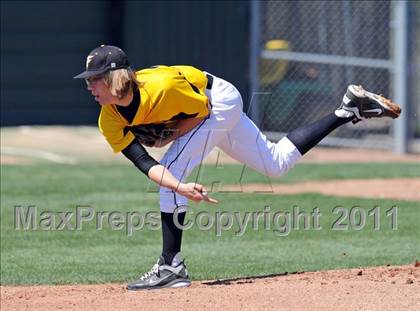 Thumbnail 3 in Burleson vs. Forney (I-30 Classic) photogallery.