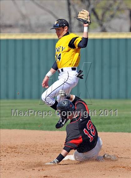 Thumbnail 2 in Burleson vs. Forney (I-30 Classic) photogallery.