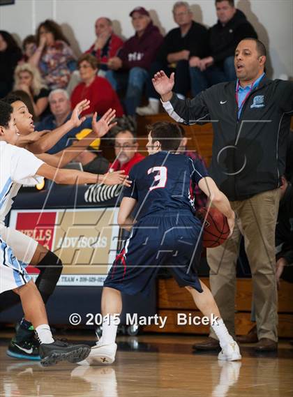 Thumbnail 1 in Beyer vs. Saugus photogallery.