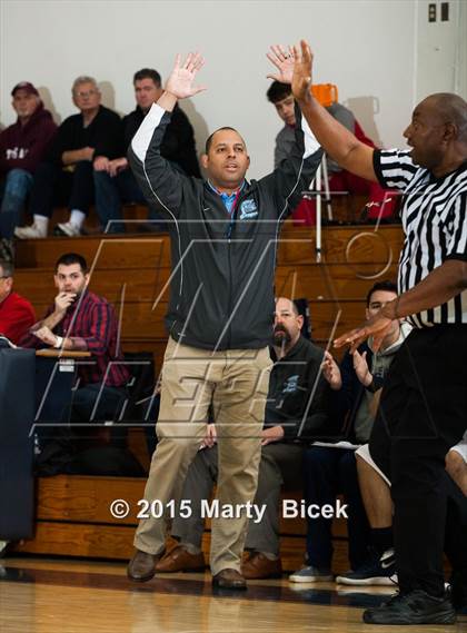 Thumbnail 2 in Beyer vs. Saugus photogallery.