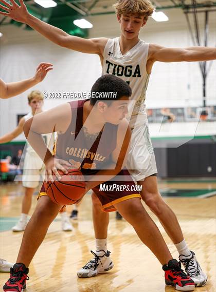 Thumbnail 1 in Collinsville @ Tioga photogallery.