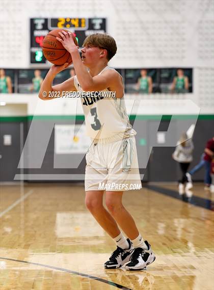 Thumbnail 1 in Collinsville @ Tioga photogallery.