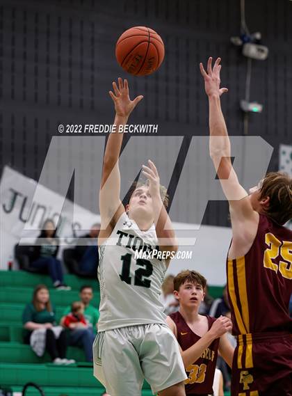 Thumbnail 2 in Collinsville @ Tioga photogallery.