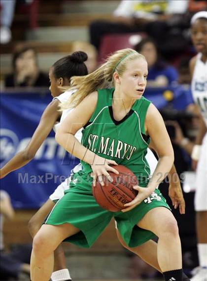 Thumbnail 3 in Sacred Heart Cathedral vs. St. Mary's (CIF NorCal D3 Final) photogallery.