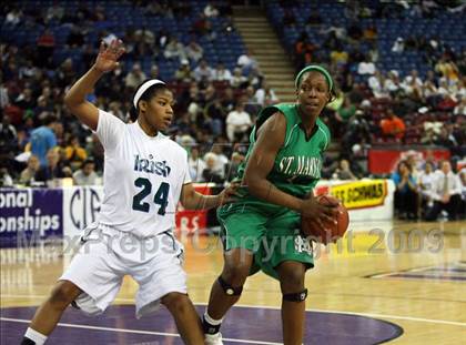 Thumbnail 3 in Sacred Heart Cathedral vs. St. Mary's (CIF NorCal D3 Final) photogallery.