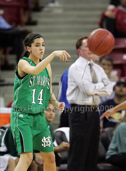 Thumbnail 2 in Sacred Heart Cathedral vs. St. Mary's (CIF NorCal D3 Final) photogallery.