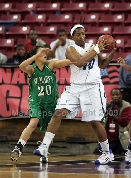 Thumbnail 3 in Sacred Heart Cathedral vs. St. Mary's (CIF NorCal D3 Final) photogallery.