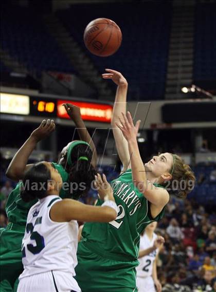 Thumbnail 3 in Sacred Heart Cathedral vs. St. Mary's (CIF NorCal D3 Final) photogallery.