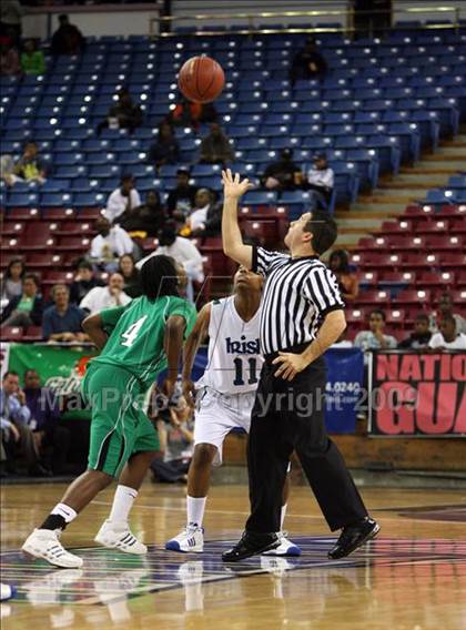 Thumbnail 3 in Sacred Heart Cathedral vs. St. Mary's (CIF NorCal D3 Final) photogallery.