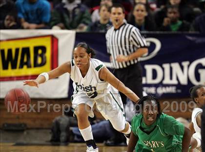 Thumbnail 2 in Sacred Heart Cathedral vs. St. Mary's (CIF NorCal D3 Final) photogallery.