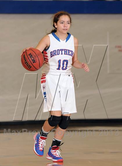 Thumbnail 2 in Kennedy vs. Christian Brothers (Christian Brothers Holiday Classic) photogallery.