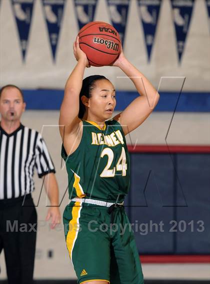Thumbnail 2 in Kennedy vs. Christian Brothers (Christian Brothers Holiday Classic) photogallery.