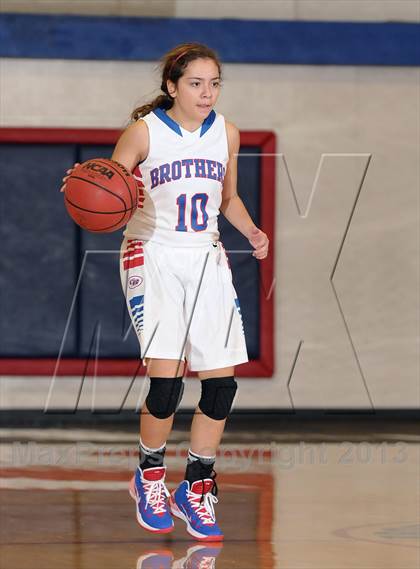 Thumbnail 3 in Kennedy vs. Christian Brothers (Christian Brothers Holiday Classic) photogallery.