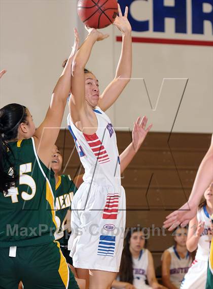 Thumbnail 3 in Kennedy vs. Christian Brothers (Christian Brothers Holiday Classic) photogallery.