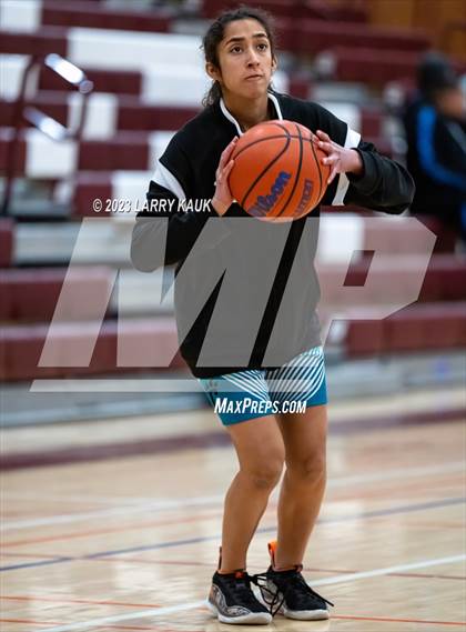 Thumbnail 3 in Evergreen Valley vs. Carlmont (CIF CCS Div 1 Semifinal) photogallery.