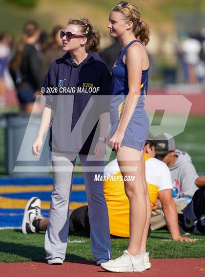 Thumbnail 2 in Frontier Conference Finals photogallery.
