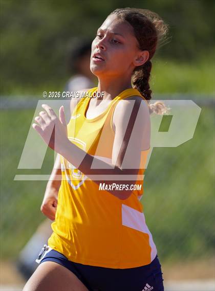 Thumbnail 2 in Frontier Conference Finals photogallery.