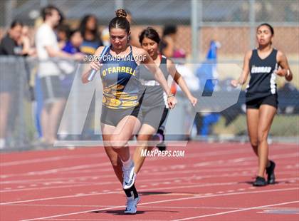Thumbnail 1 in Frontier Conference Finals photogallery.