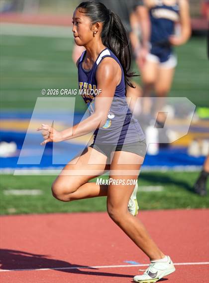 Thumbnail 2 in Frontier Conference Finals photogallery.