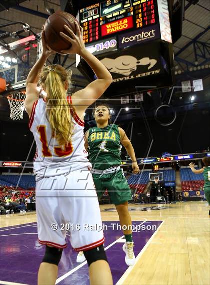Thumbnail 2 in Brea Olinda vs. St. Francis (CIF D1 State Final) photogallery.