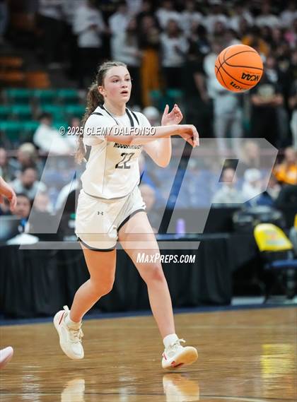 Thumbnail 3 in Green Mountain vs Roosevelt (CHSAA 5A Great 8) photogallery.