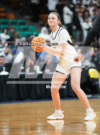 Thumbnail 1 in Green Mountain vs Roosevelt (CHSAA 5A Great 8) photogallery.
