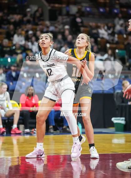 Thumbnail 3 in Green Mountain vs Roosevelt (CHSAA 5A Great 8) photogallery.