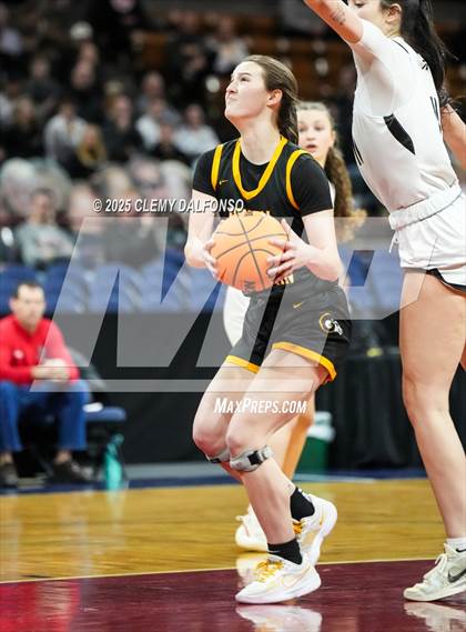 Thumbnail 1 in Green Mountain vs Roosevelt (CHSAA 5A Great 8) photogallery.