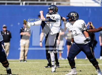 Thumbnail 1 in Plano East vs. Dallas Jesuit (Cotton Bowl Prep Showcase) photogallery.