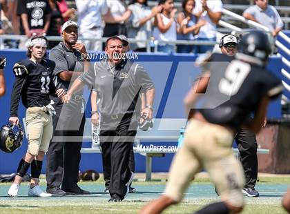 Thumbnail 1 in Plano East vs. Dallas Jesuit (Cotton Bowl Prep Showcase) photogallery.