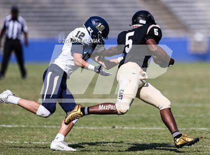 Thumbnail 3 in Plano East vs. Dallas Jesuit (Cotton Bowl Prep Showcase) photogallery.