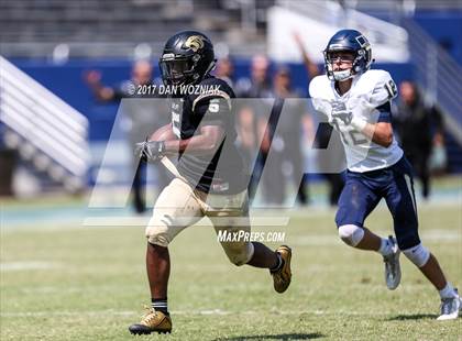 Thumbnail 2 in Plano East vs. Dallas Jesuit (Cotton Bowl Prep Showcase) photogallery.
